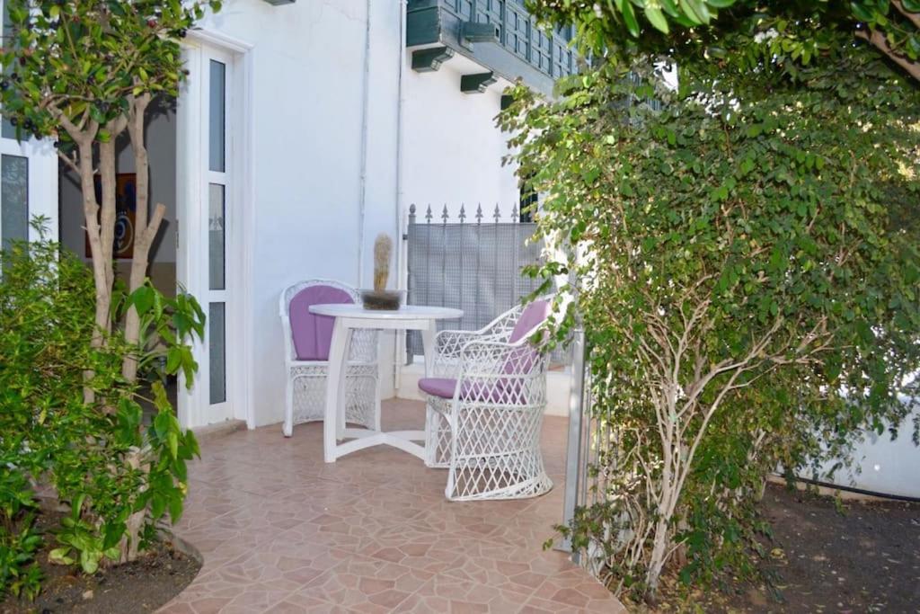 Playa Chica Apt With Terrace 100 M From The Sea Пуэрто дель Кармен Экстерьер фото