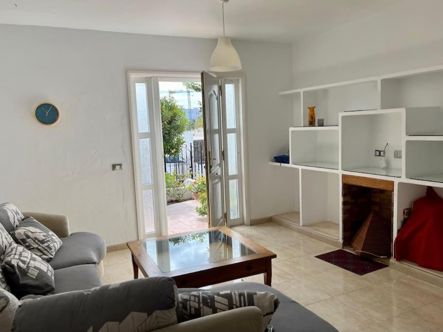 Playa Chica Apt With Terrace 100 M From The Sea Пуэрто дель Кармен Экстерьер фото