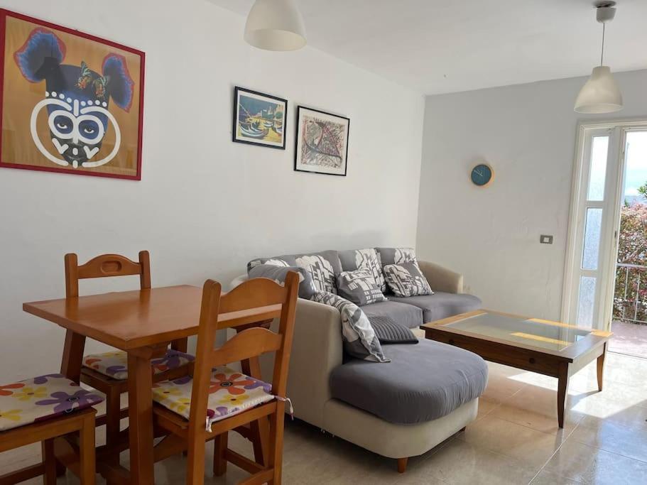 Playa Chica Apt With Terrace 100 M From The Sea Пуэрто дель Кармен Экстерьер фото