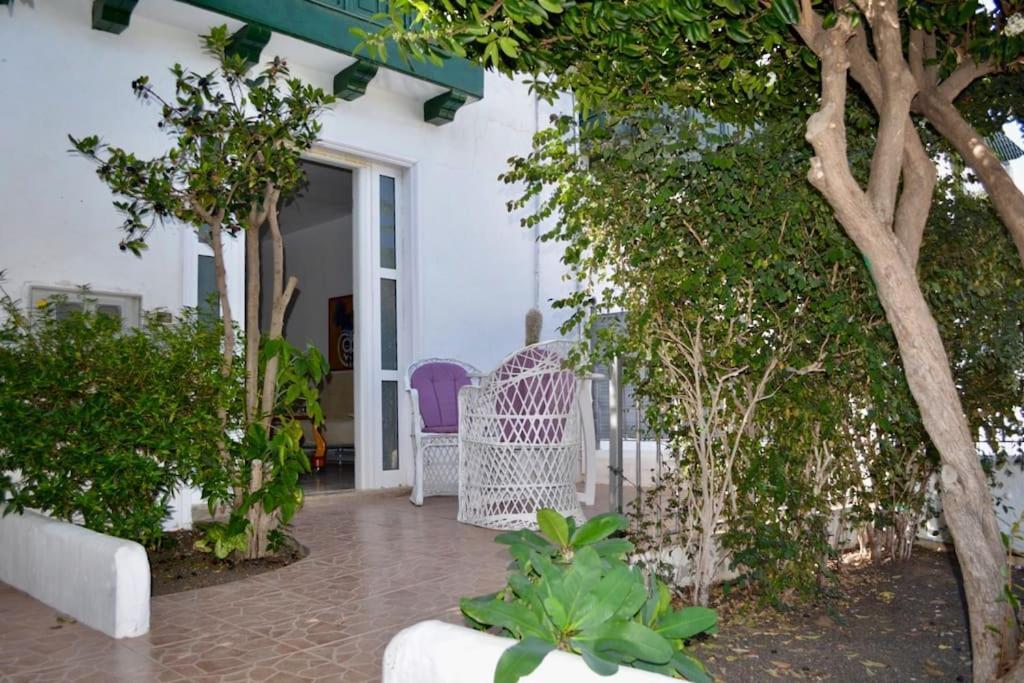 Playa Chica Apt With Terrace 100 M From The Sea Пуэрто дель Кармен Экстерьер фото