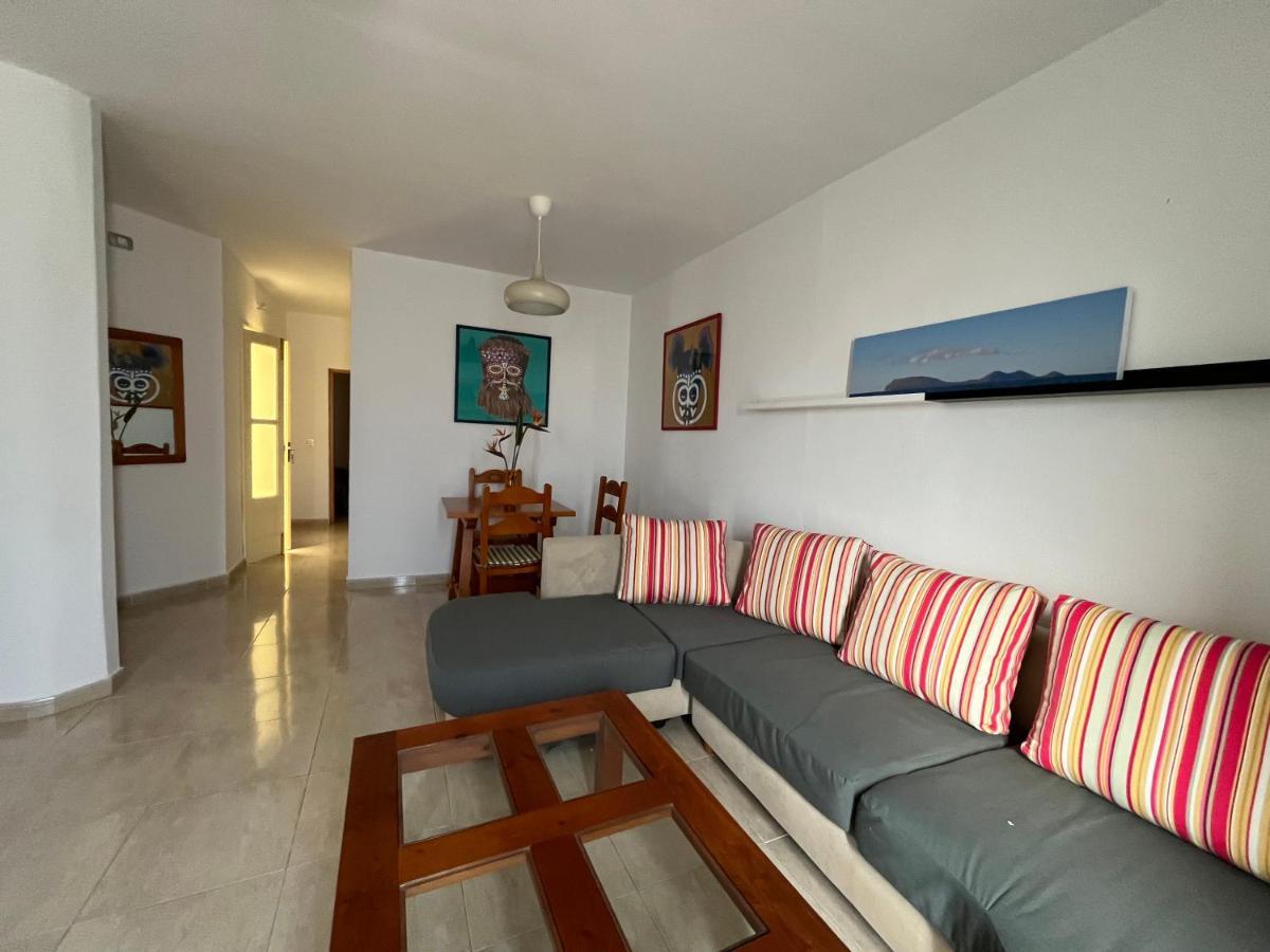 Playa Chica Apt With Terrace 100 M From The Sea Пуэрто дель Кармен Экстерьер фото